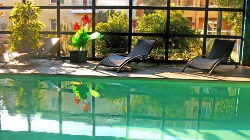 פרטואי The Originals City, Hotel Le Village Provencal, Aix-En-Provence Nord מראה חיצוני תמונה